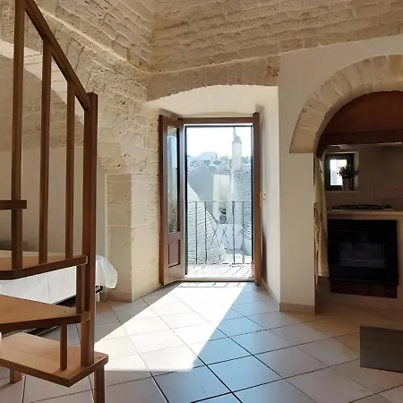 Dimora Conte, * Альберобелло